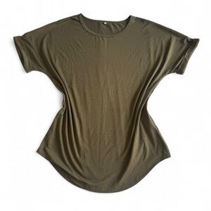 XL Green Rolled Sleeve Basic Tee – Casual Everyday Style